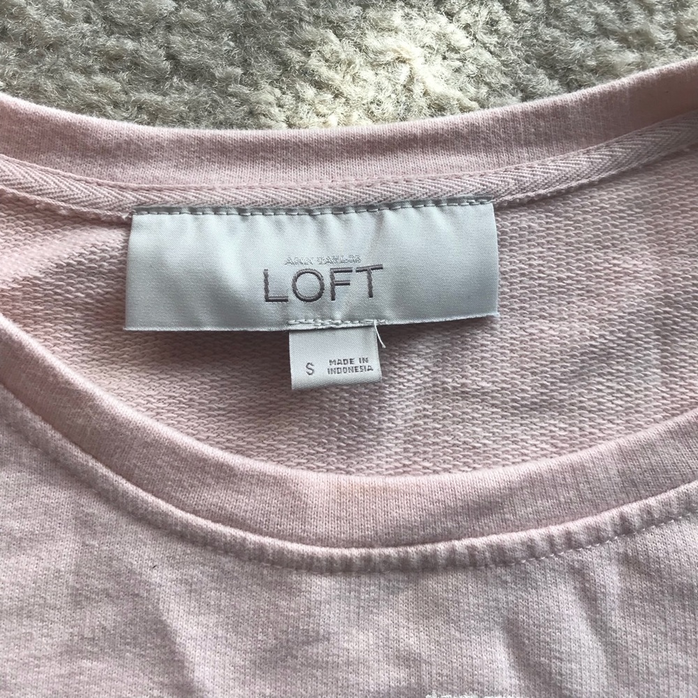 Pink sweater - Picture 3 of 3